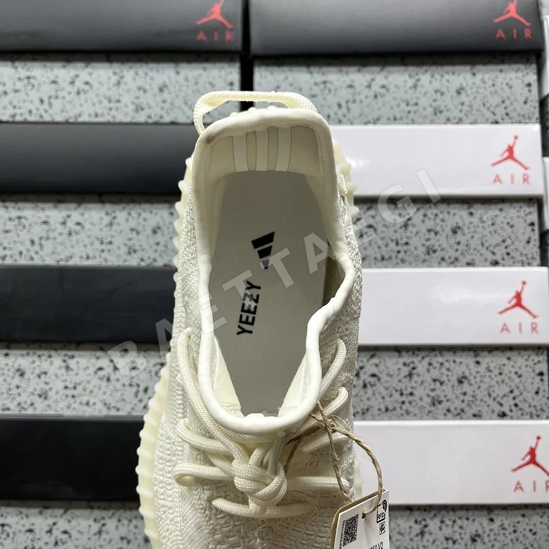 아디다스 [XQ] 이지 부스트 350 V2 HQ6316 200803 Adidas Yeezy Boost 350 V2 Bone 상세 이미지 4