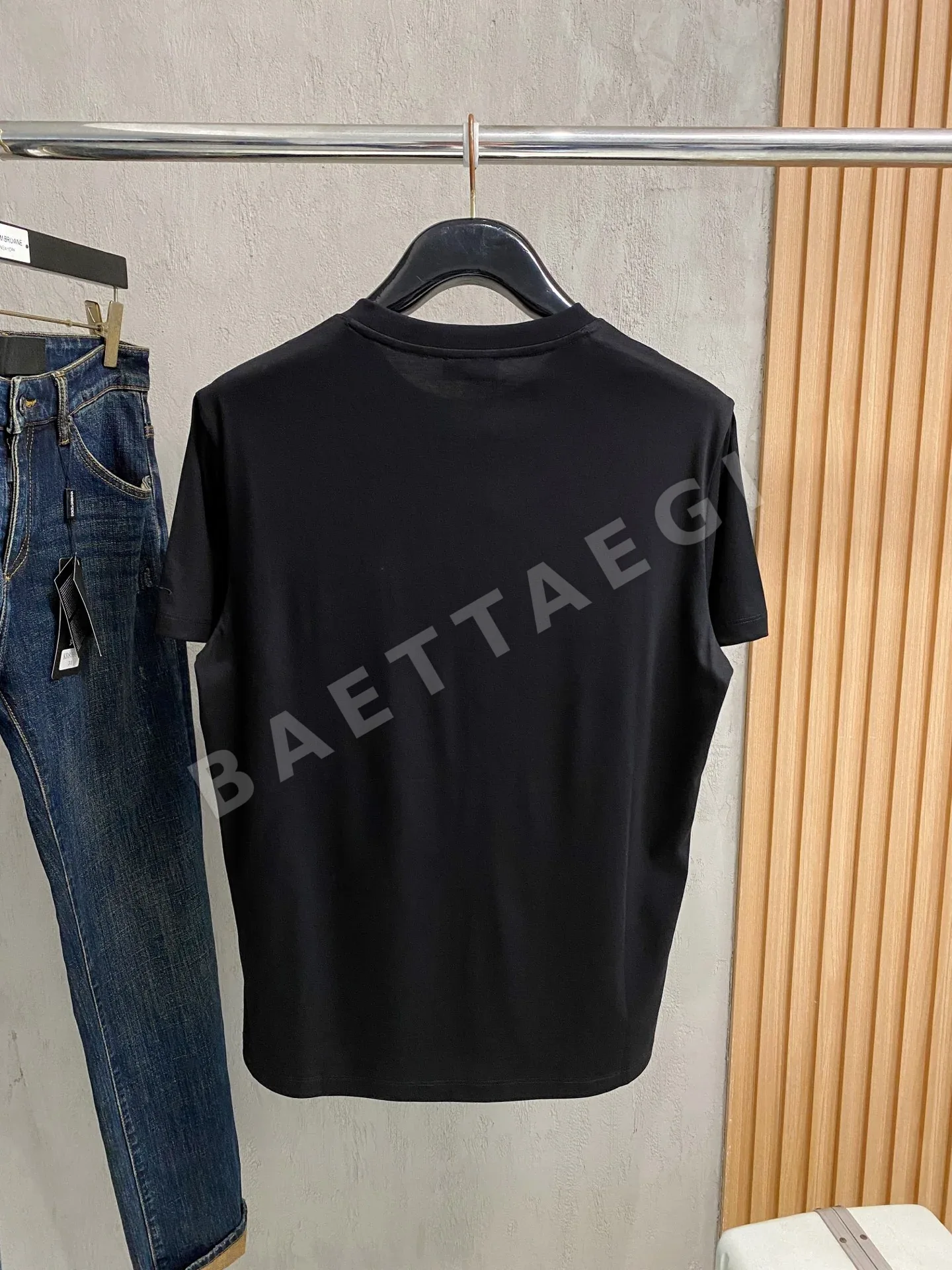 디올 크루넥 남성 반팔 티셔츠 상세 이미지 9