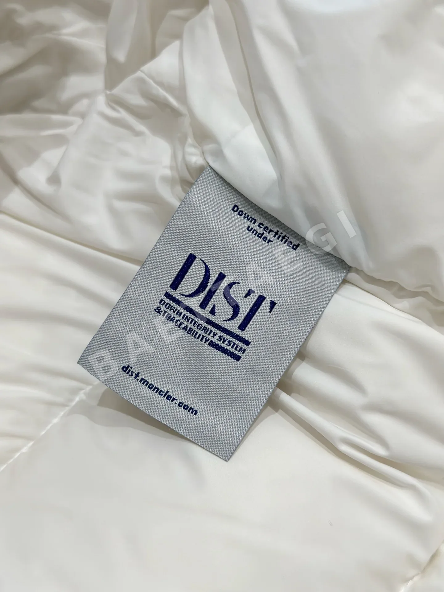 몽클레르 마야 매트 다운 남성 패딩 ZD99 상세 이미지 8