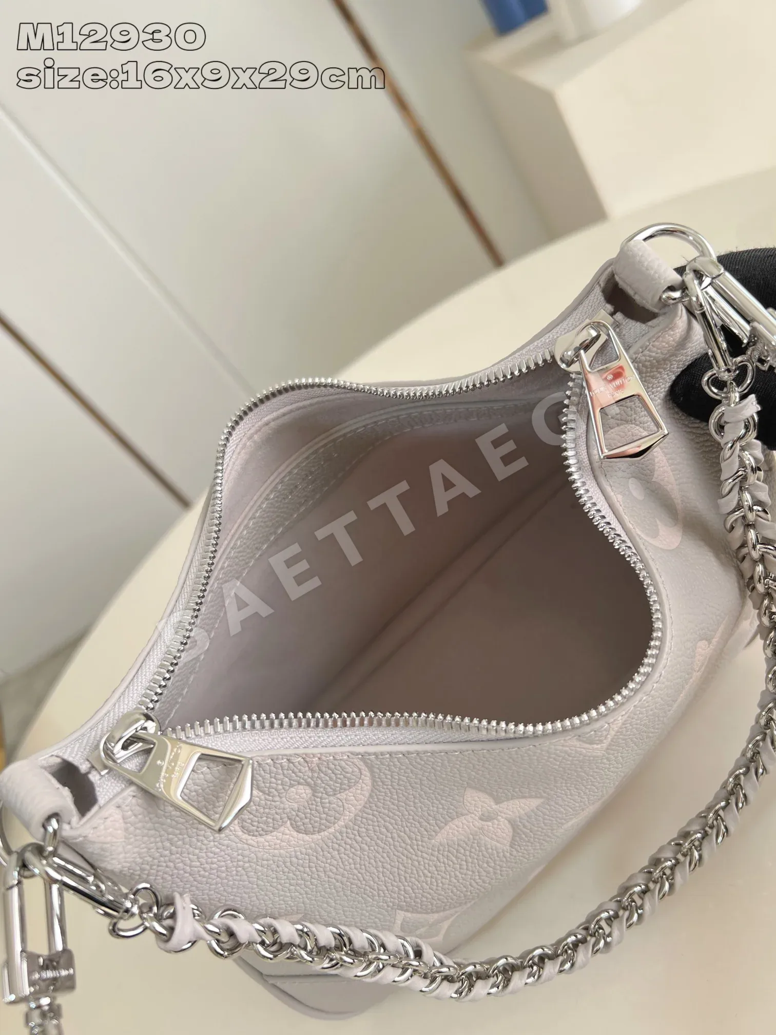 루이비통 타로 퍼플 모노그램 엠보싱 가죽 가방 M12930 상세 이미지 8