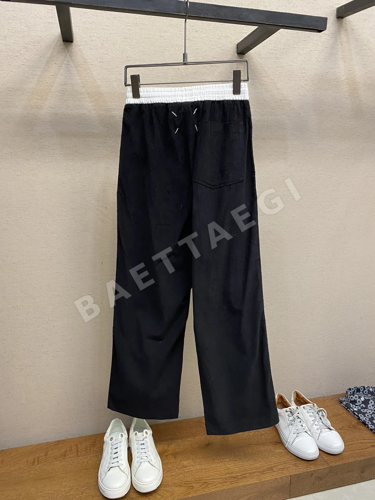 마르지엘라 코듀로이 와이드핏 남성 바지 상세 이미지 2
