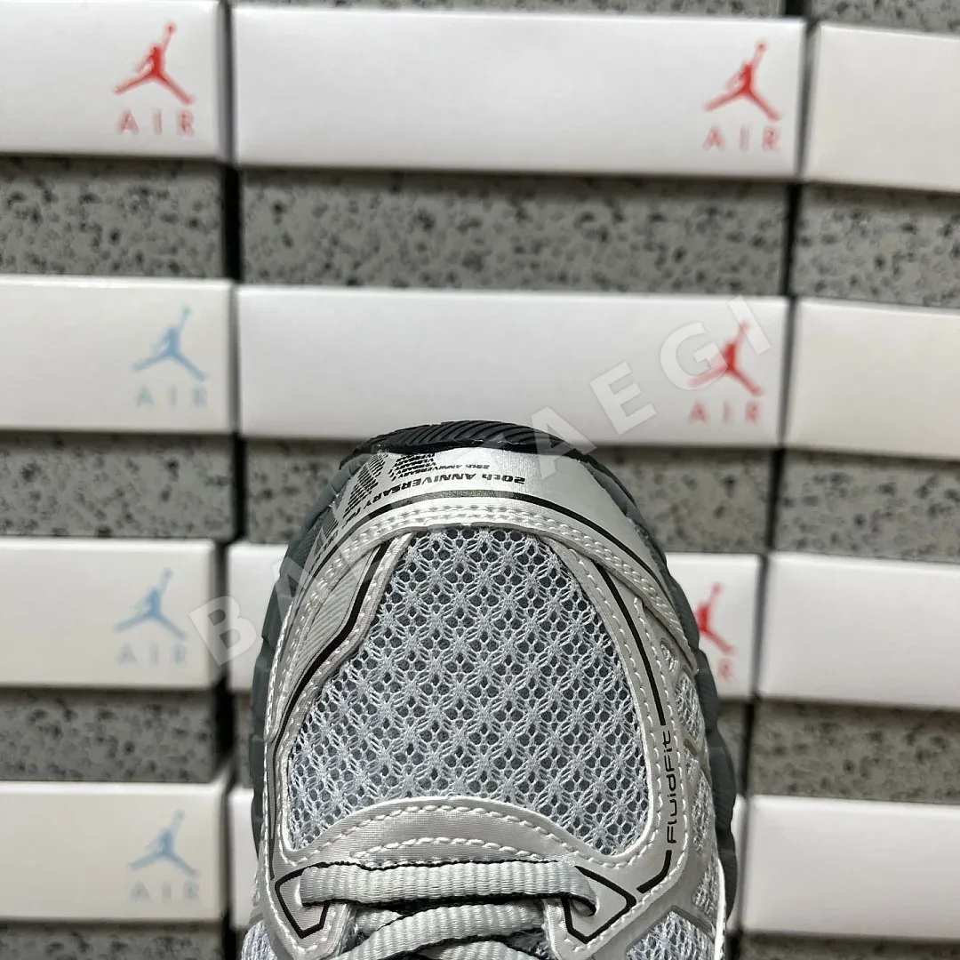 아식스 [TOP] 젤 카야노 20 1203A388-020 200418 Asics Gel-Kayano 20 Gravel Pure Silver 상세 이미지 4