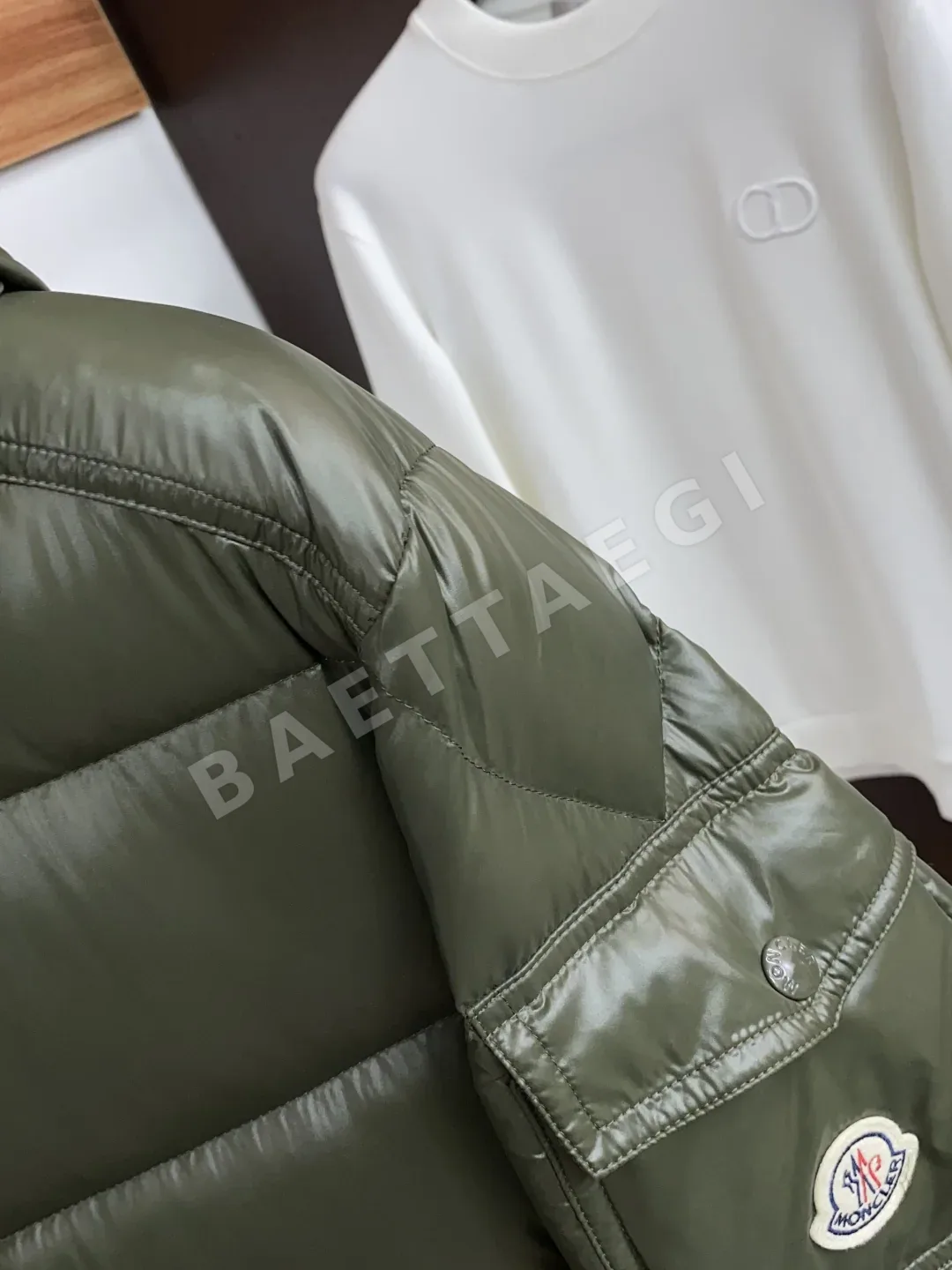 몽클레르 마야(Moncler Maya) 후드 쇼트 다운 자켓169507 상세 이미지 4
