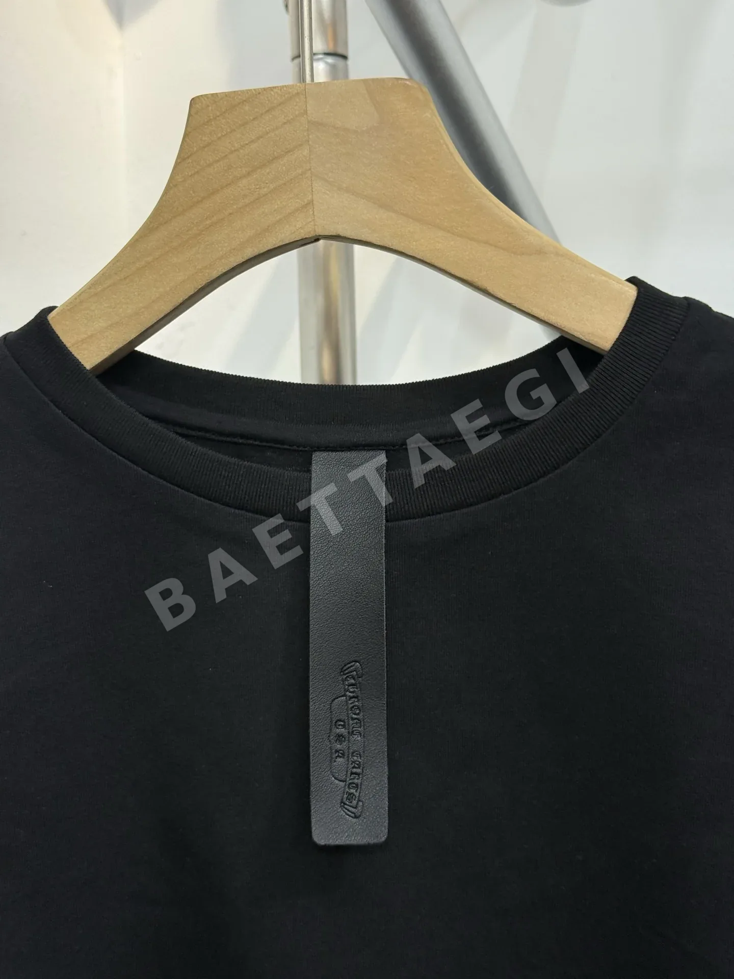 크롬하츠 여성 자수 반팔 티셔츠 상세 이미지 3