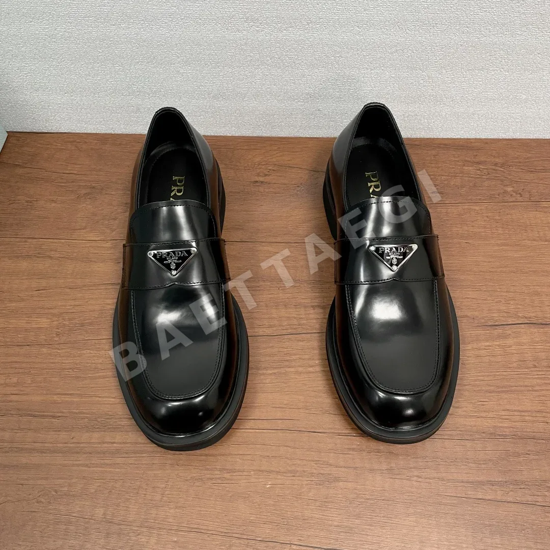 프라다 남성 가죽 로퍼 상세 이미지 2
