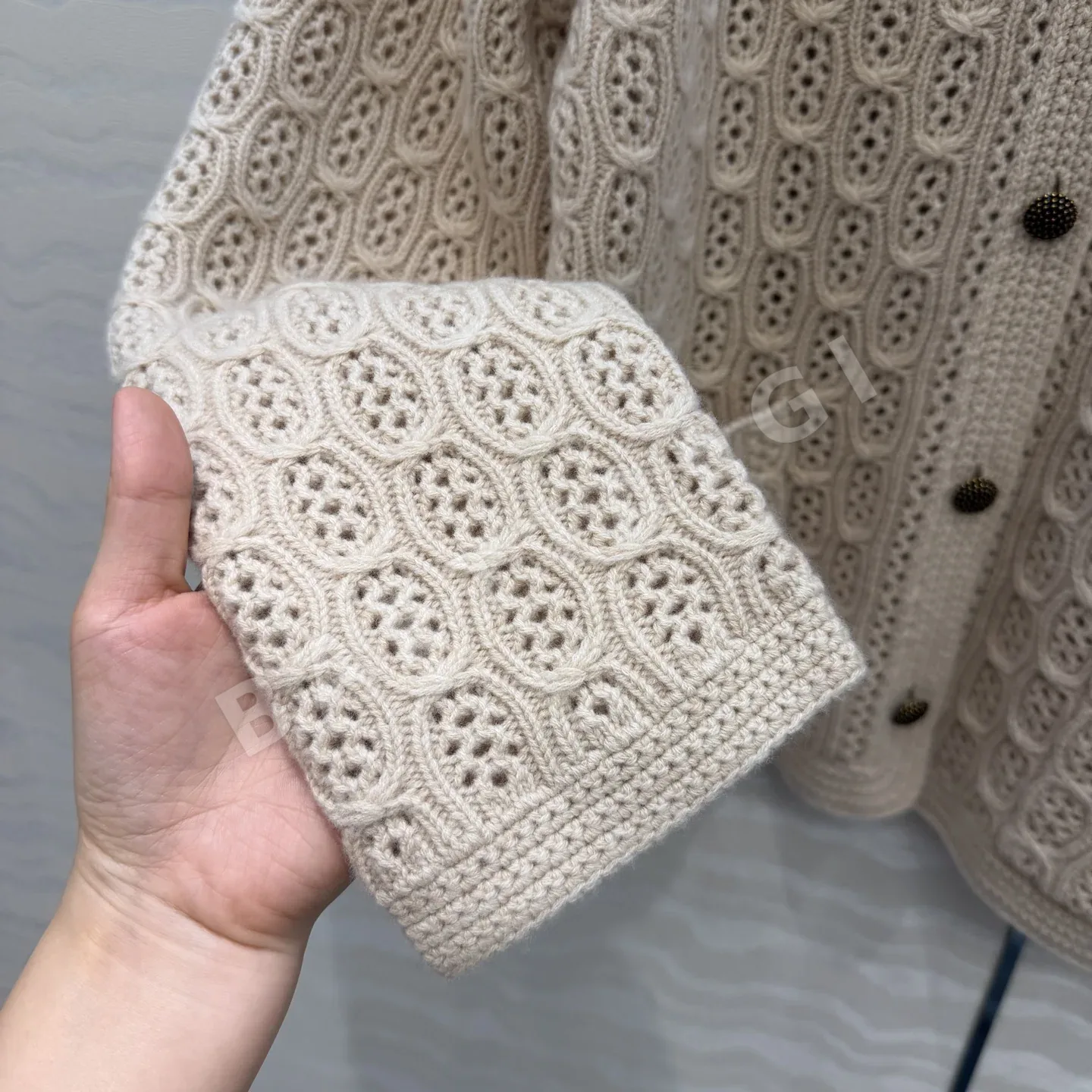 로로피아나 3D 파인애플 플라워 울 가디건 상세 이미지 6