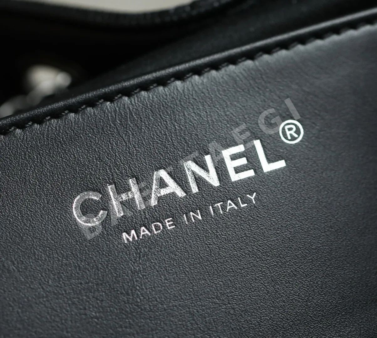 샤넬 스몰 블랙 가방 25 B 상세 이미지 9