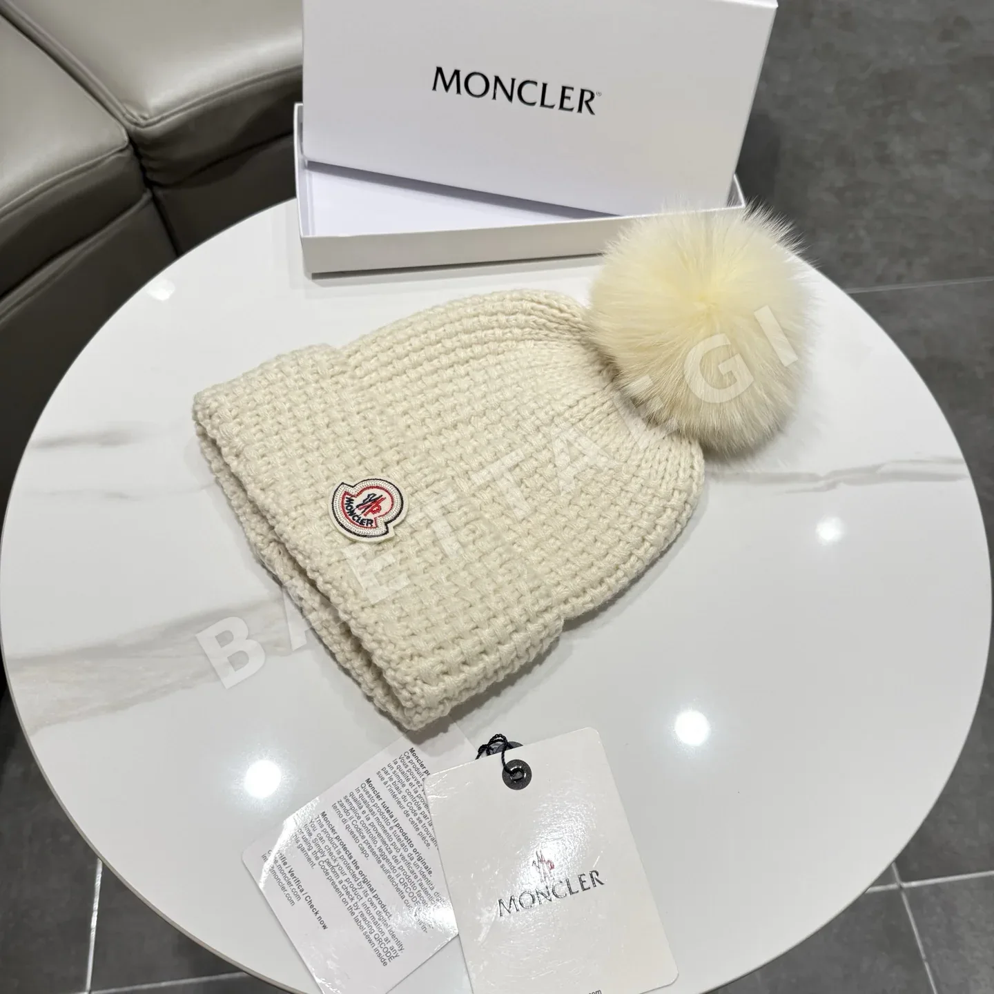 몽클레르 니트 모자 상세 이미지 2
