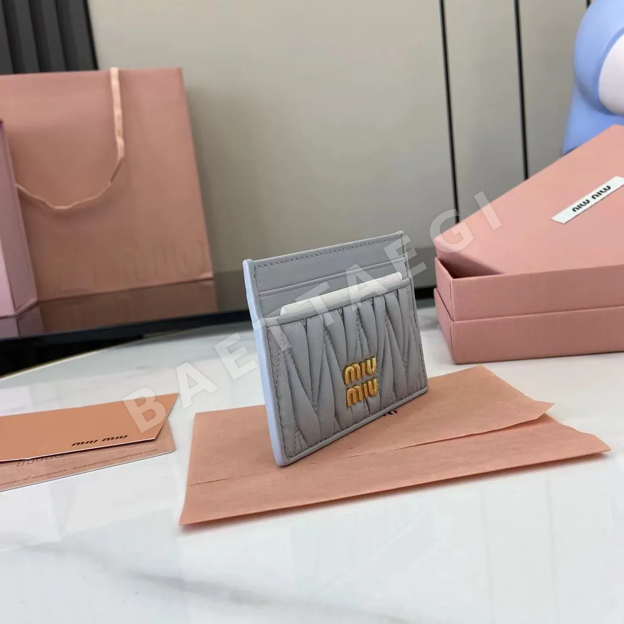 미우미우 지갑 상세 이미지 2