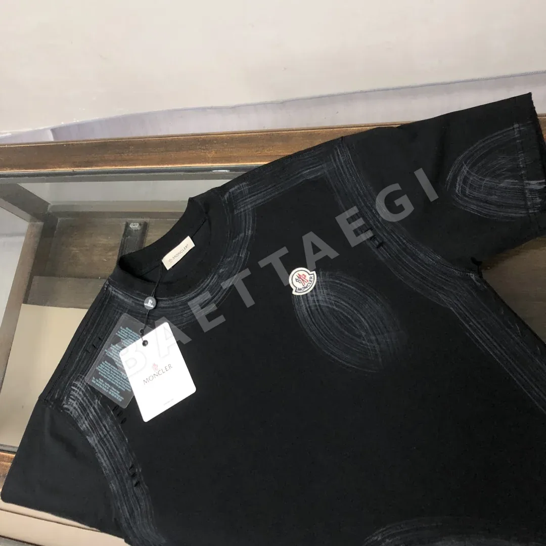 몽클레르 워시드 크루넥 남성 반팔 티셔츠 상세 이미지 3