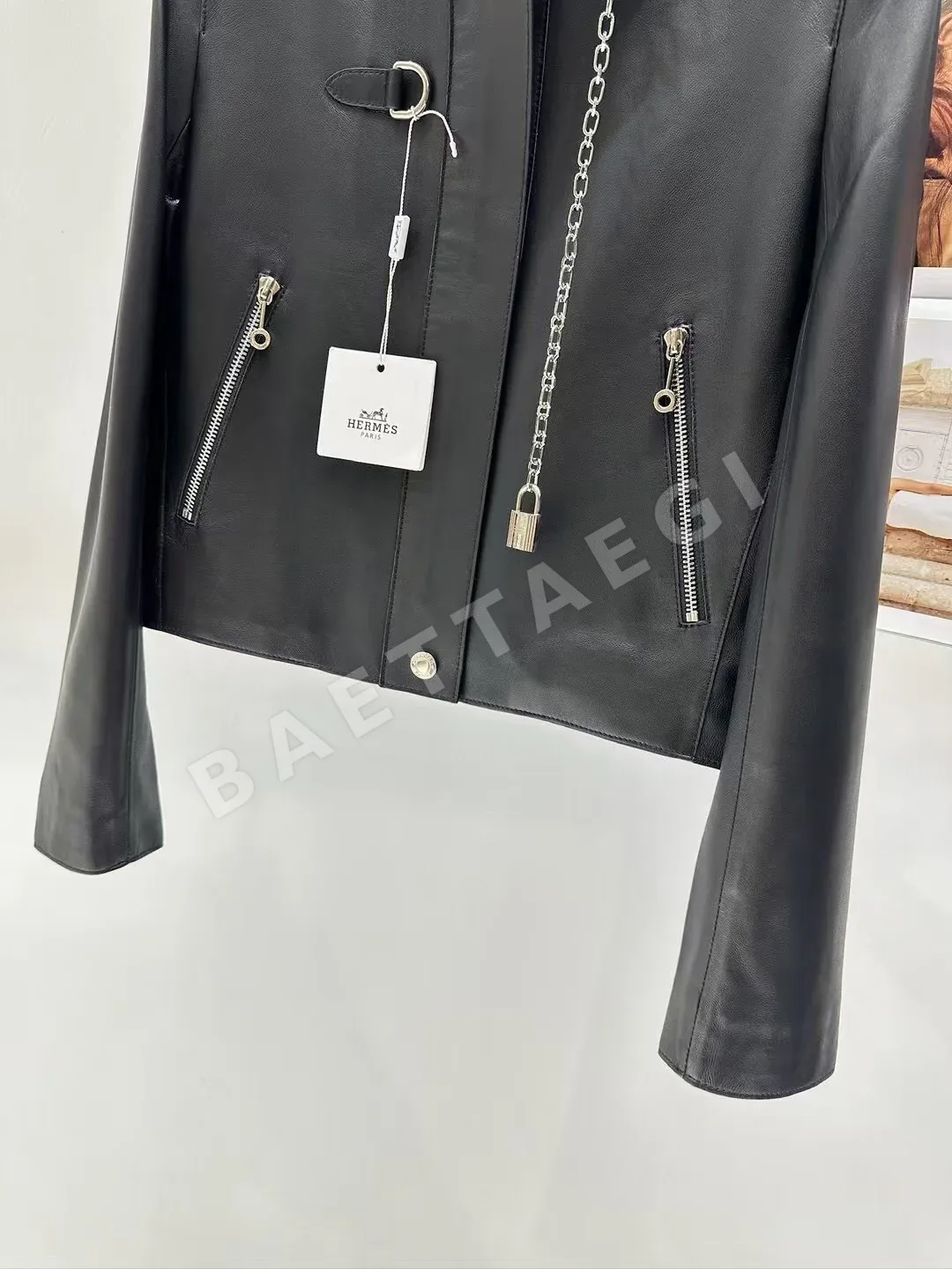 에르메스 시프스킨 라운드넥 여성 자켓 상세 이미지 4