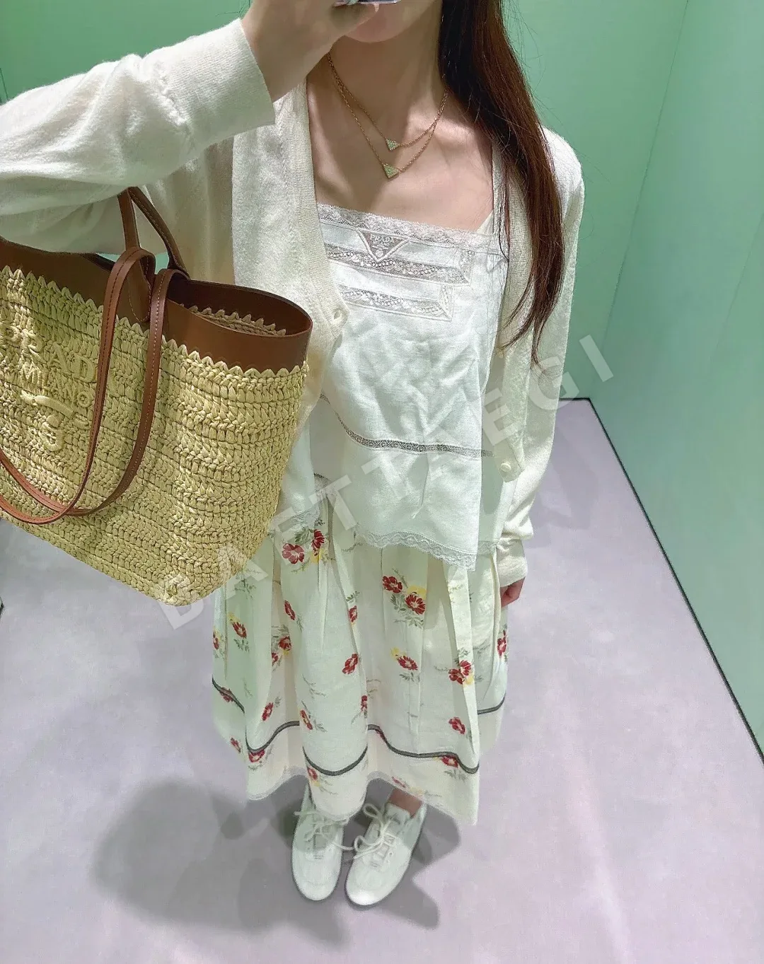 프라다 체크 레이스 트림 플라워 프린트 미디 원피스 상세 이미지 6
