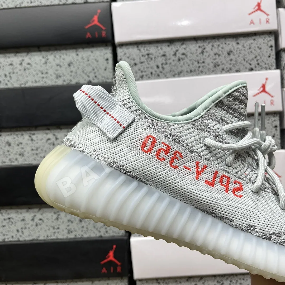 아디다스 [XQ] 이지 부스트 350 V2 B37571 200804 Adidas Yeezy Boost 350 V2 Blue Tint 상세 이미지 4