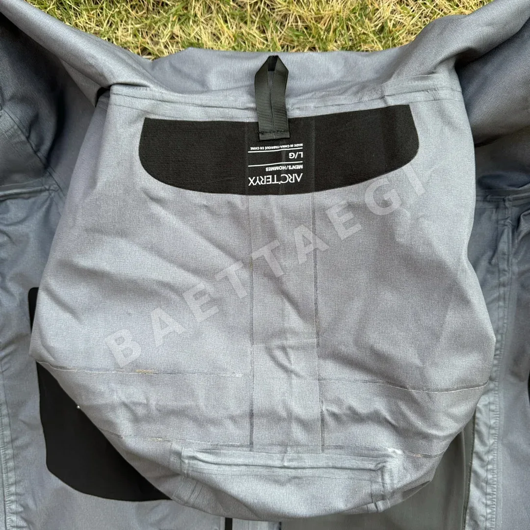 아크테릭스 [TZ] 알파 SV 자켓 7세대 블랙 200136 Arc'teryx Alpha SV Jacket 7 Black 상세 이미지 8