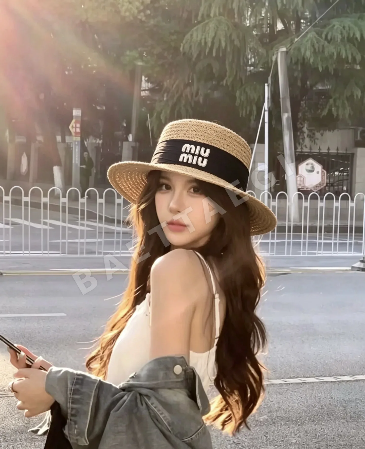 미우미우 라피아 플랫탑 모자 상세 이미지 6