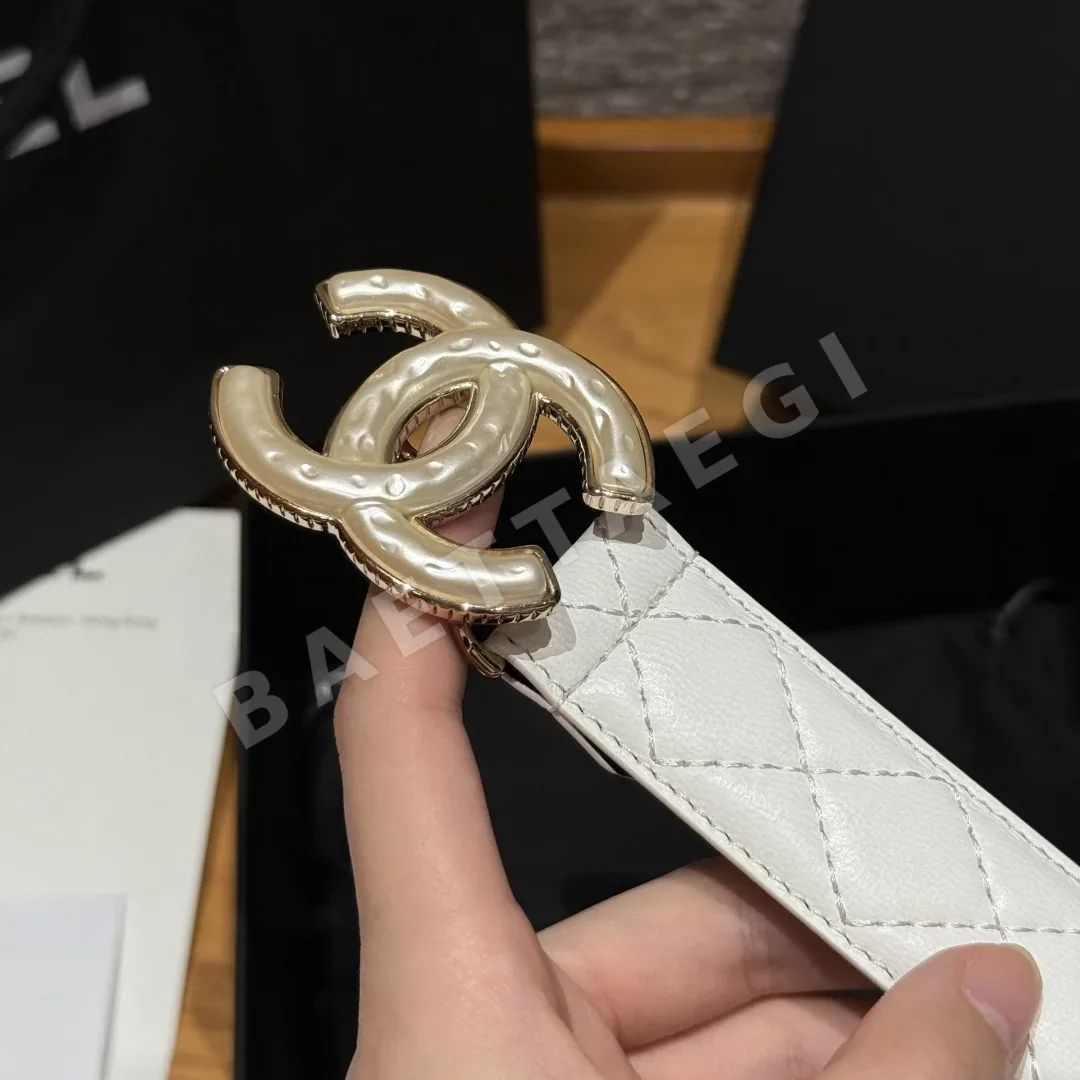 샤넬 더블 C 메탈 로고 램스킨 벨트 상세 이미지 7
