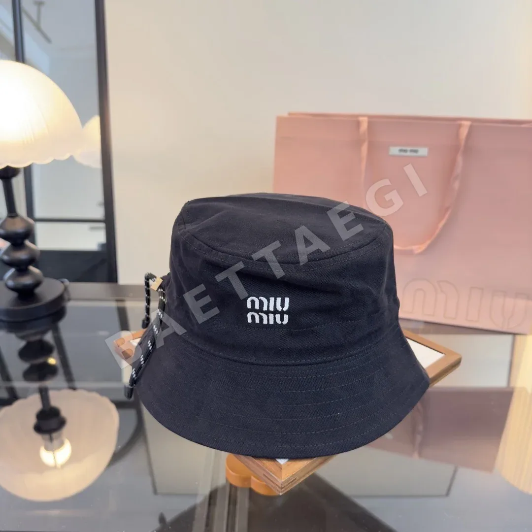 미우미우 모자 185851 Miu Miu Cap 상세 이미지 4