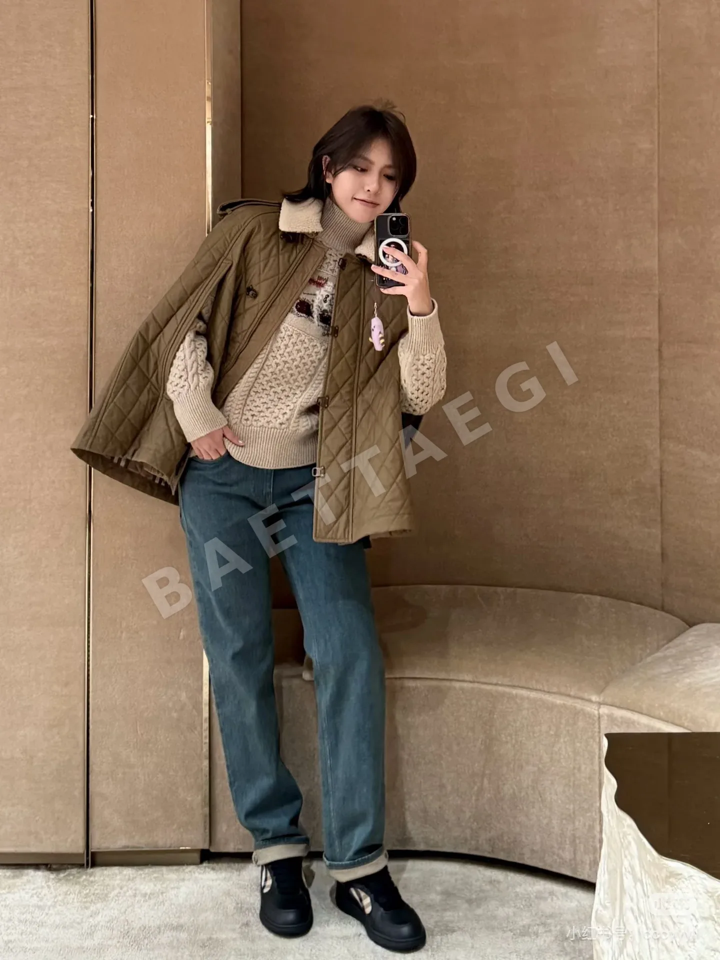 버버리 퍼 카라 퀼팅 케이프 코트 상세 이미지 6