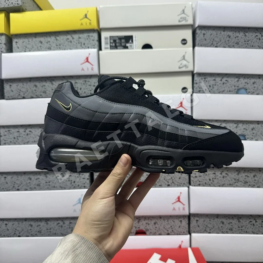 나이키 [XY] 에어 맥스 95 OG IB7682-002 201331 Nike Air Max 95 OG Big Bubble Batman 상세 이미지 7