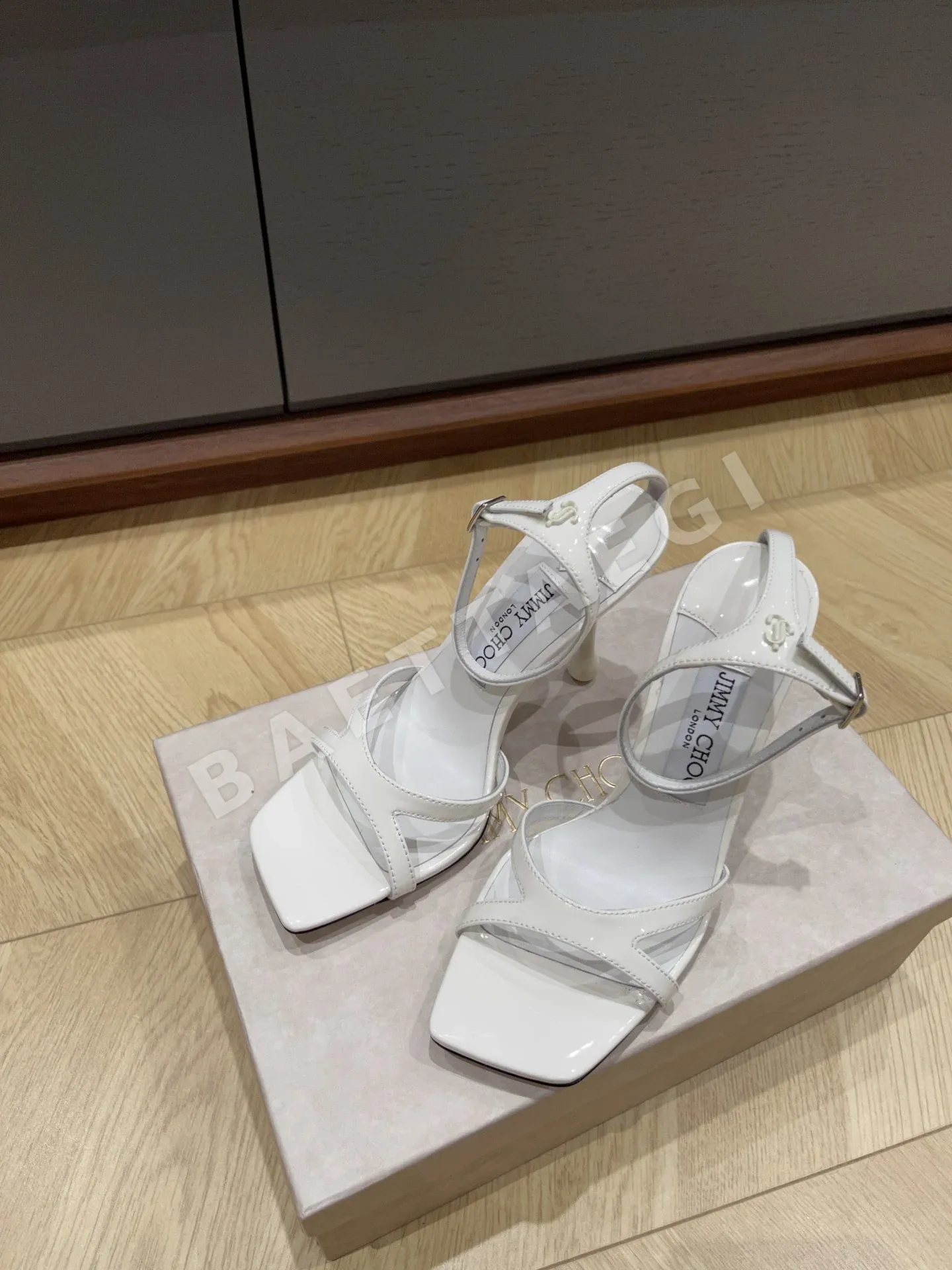 지미추 신발 8088