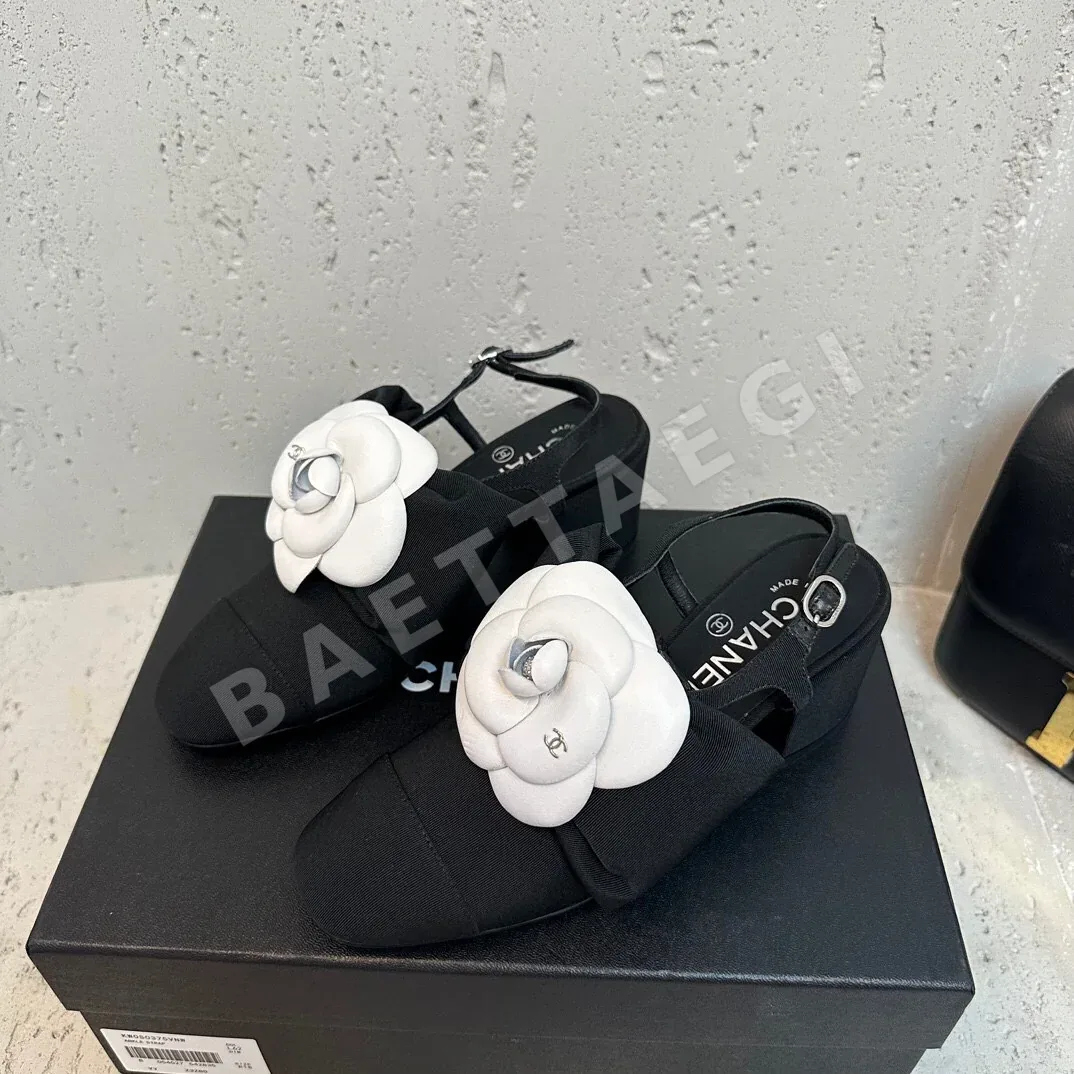 샤넬 까멜리아 플랫 샌들 3569 상세 이미지 2