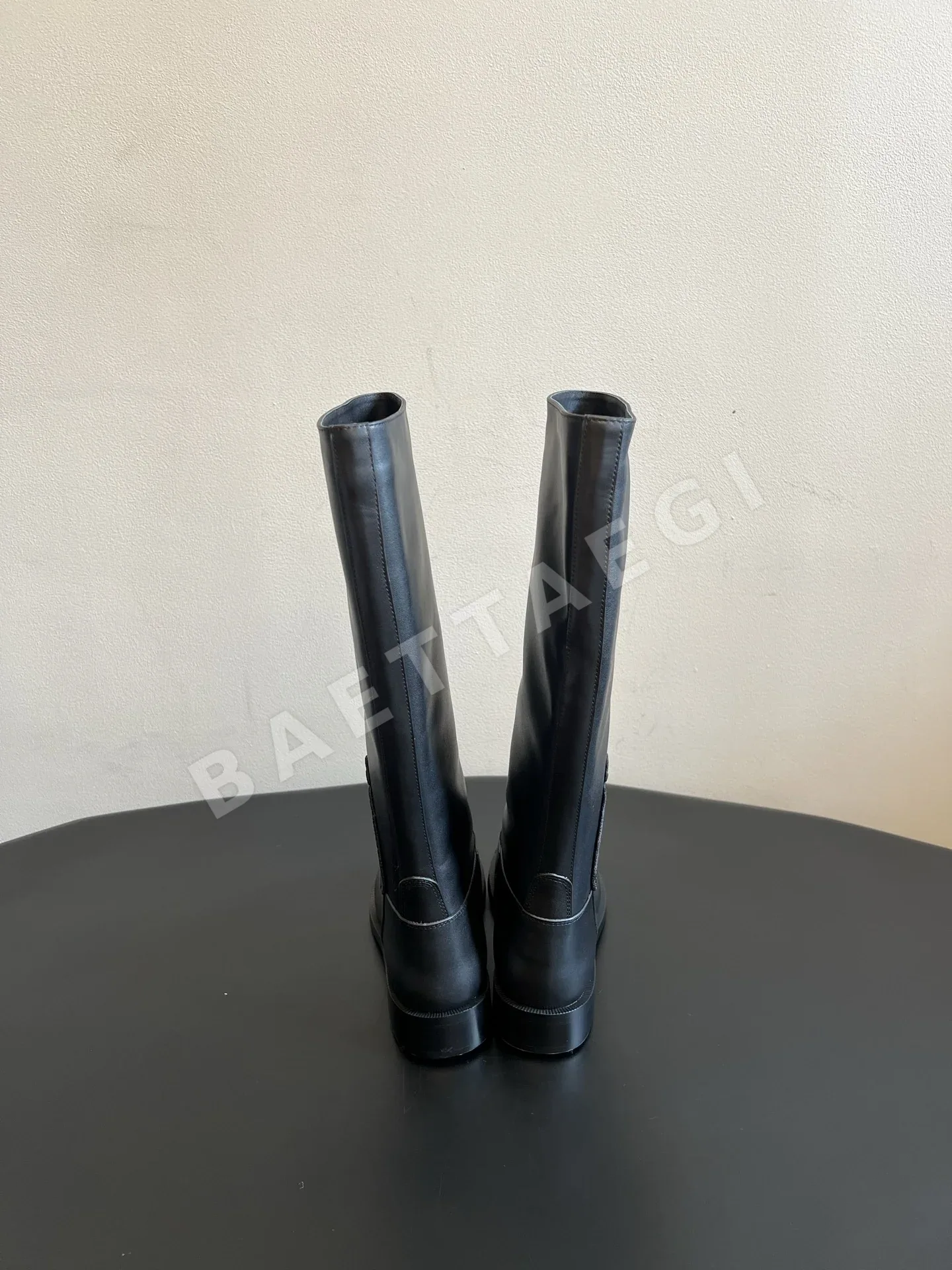 디올 부츠 배지 자수 상세 이미지 4