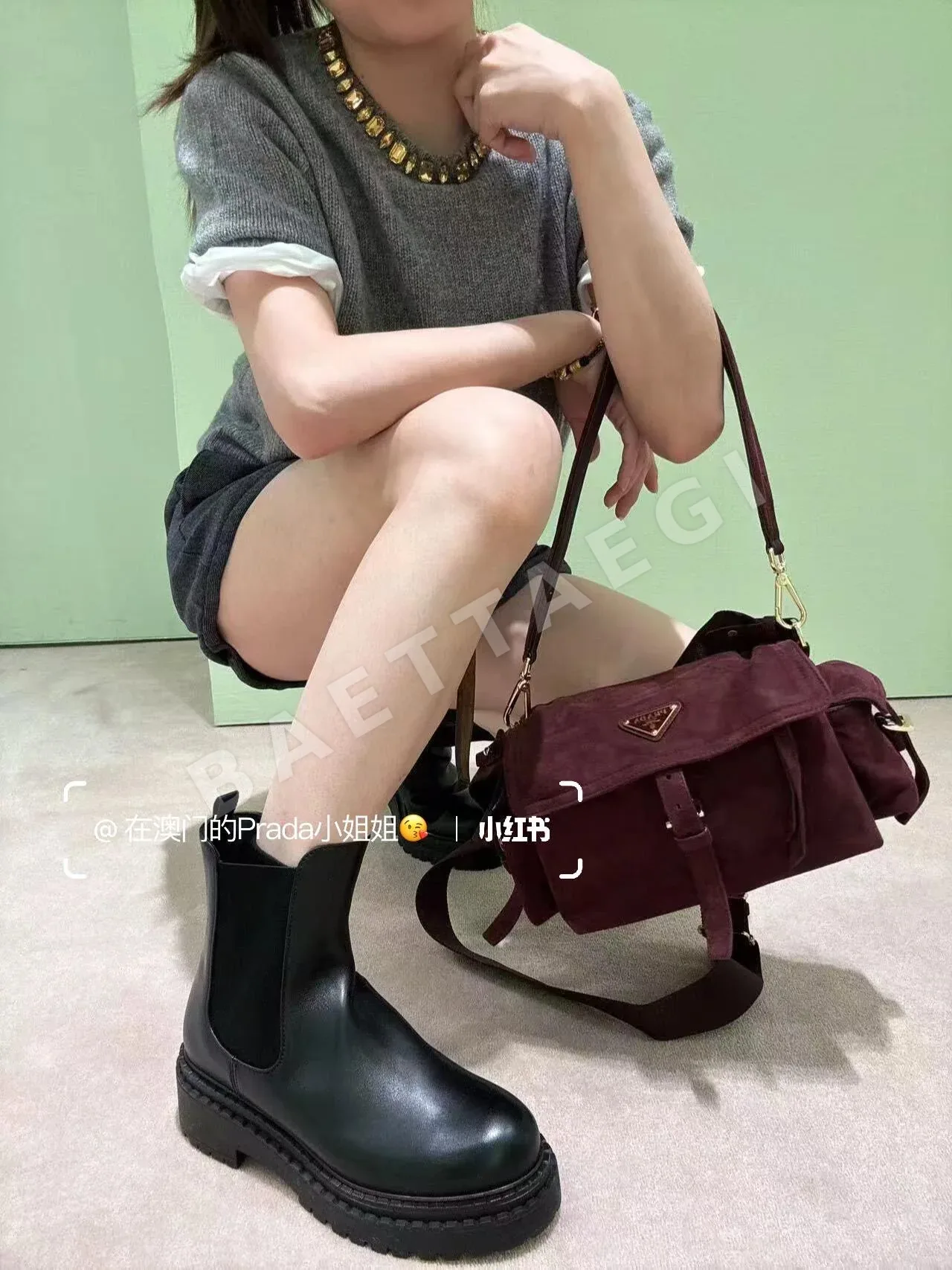 프라다 큐빅 장식 캐시미어 혼방 카라 반팔 티셔츠 상세 이미지 6
