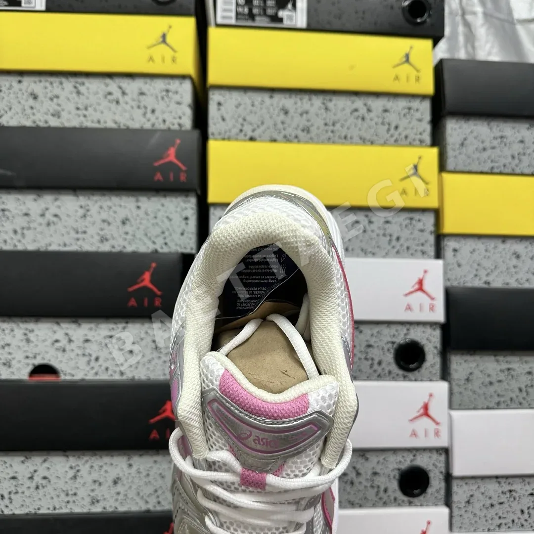 아식스 [LZ] 젤 카야노 14 1023A667-100 200604 Asics Gel-Kayano 14 Unlimited Pack White 상세 이미지 3