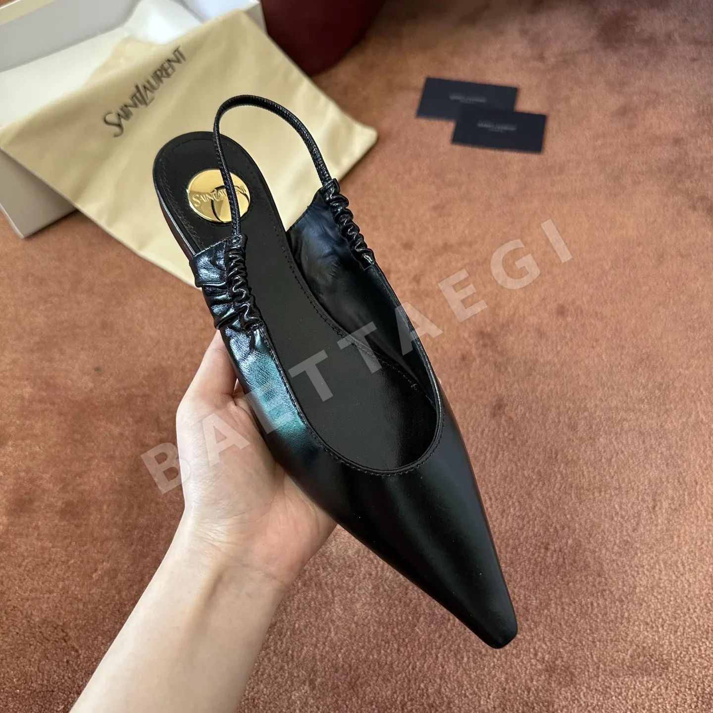 생로랑 뾰족 앞코 하이힐 신발 상세 이미지 4