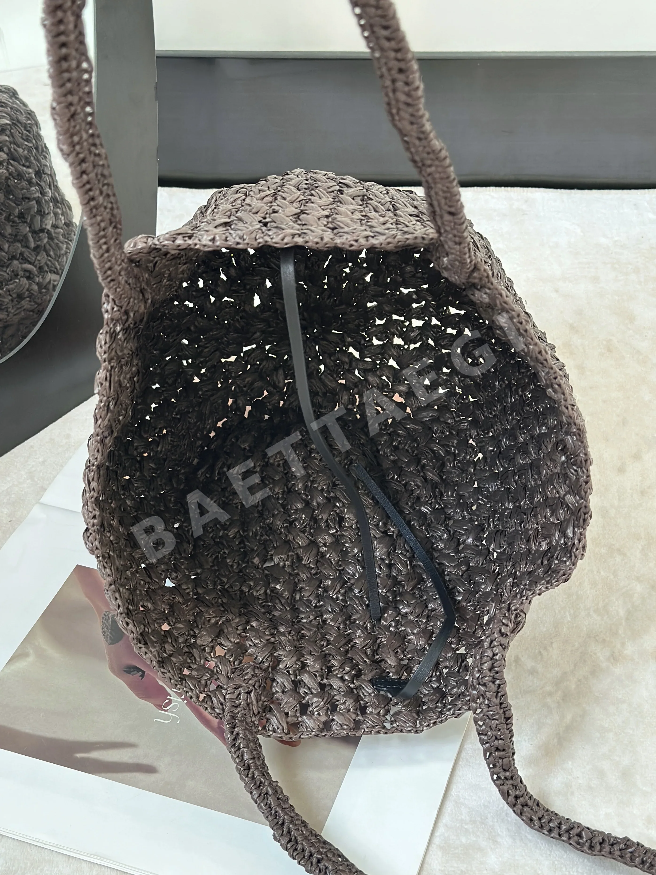 더로우 가방 상세 이미지 18