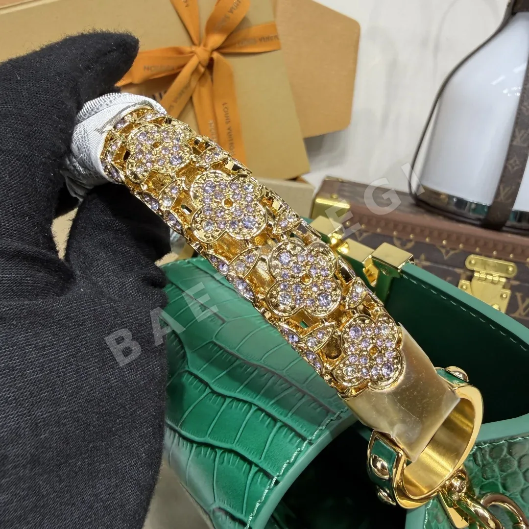 루이비통 캡슐 미니 핸드백 M14177 상세 이미지 8
