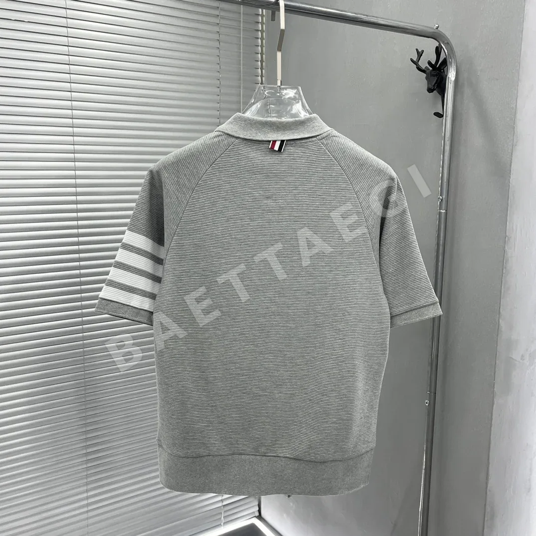 톰브라운 워터 립플 코튼 반팔 티셔츠 상세 이미지 9