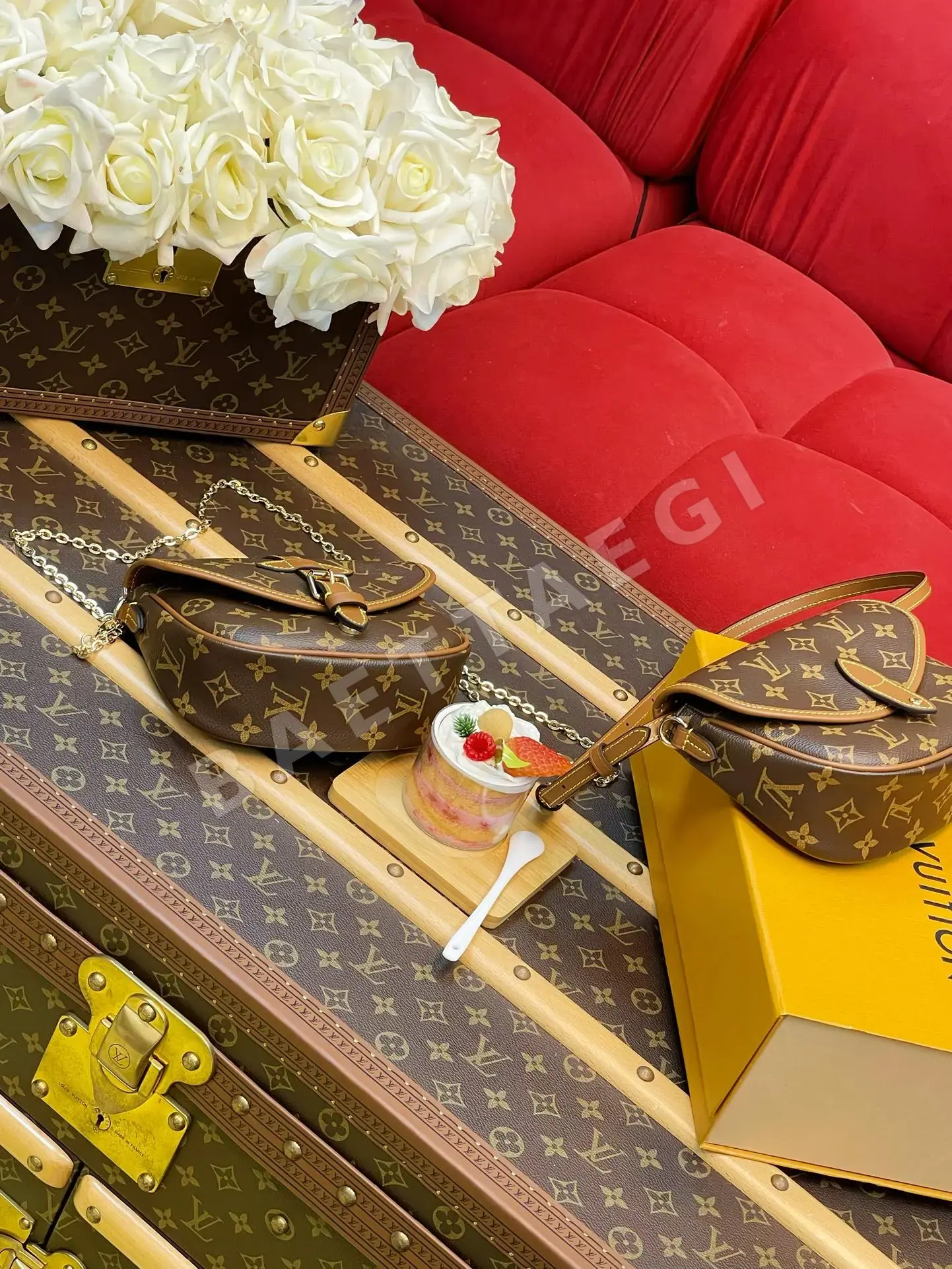 루이비통 듀오 BB 모노그램 캔버스 숄더백 M26592 상세 이미지 8