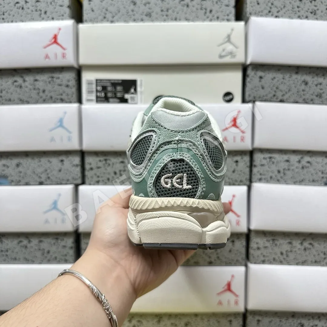 아식스 [RT] 젤 NYC 1203A383-302 200364 Asics Gel-NYC Ivy Smoke Grey 상세 이미지 10