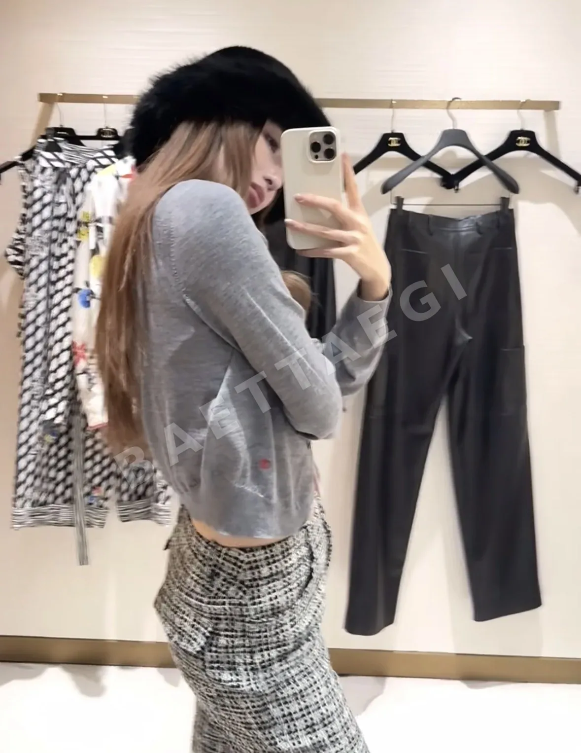 샤넬 울 소재 여성 가디건 상세 이미지 3