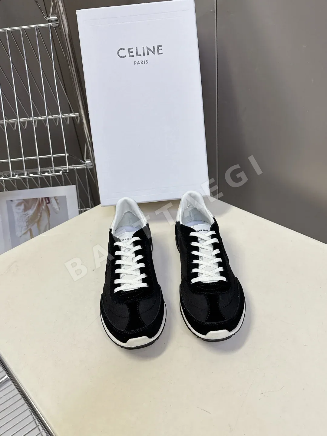 셀린느 레이서 메시 스니커즈 98733