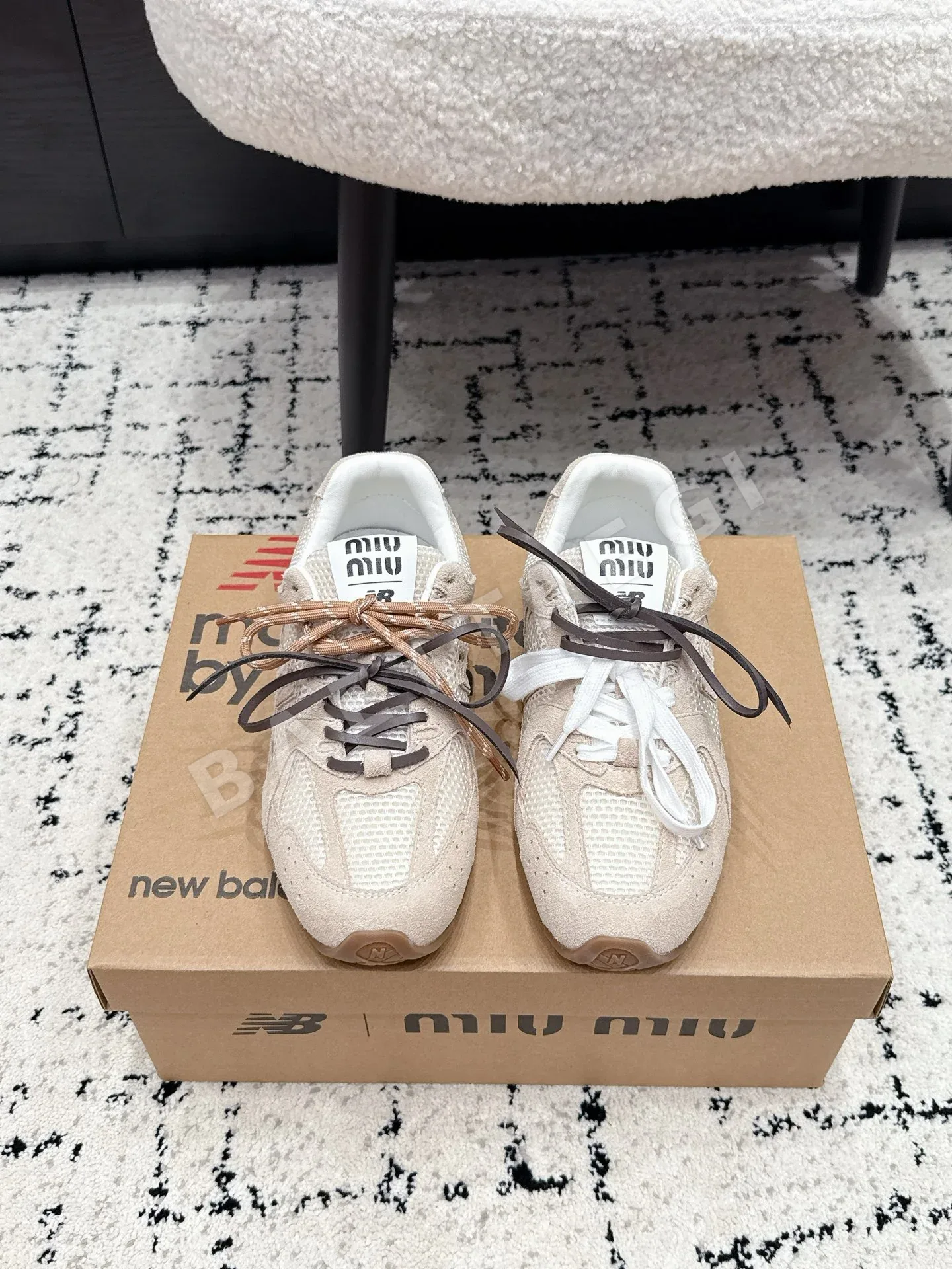 뉴발란스 530 스니커즈 104793