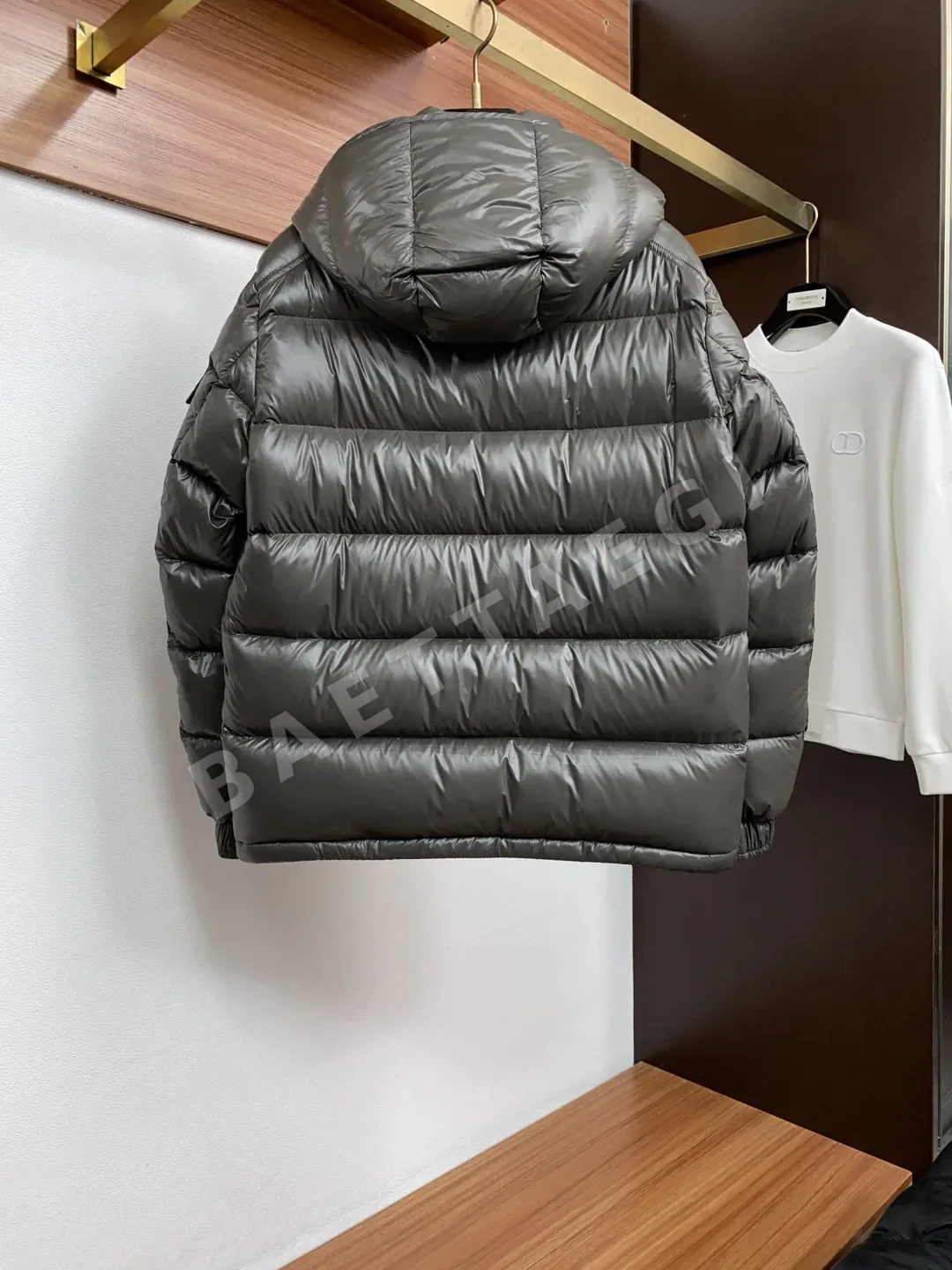 몽클레르 마야(Moncler Maya) 후드 쇼트 다운 자켓 상세 이미지 12