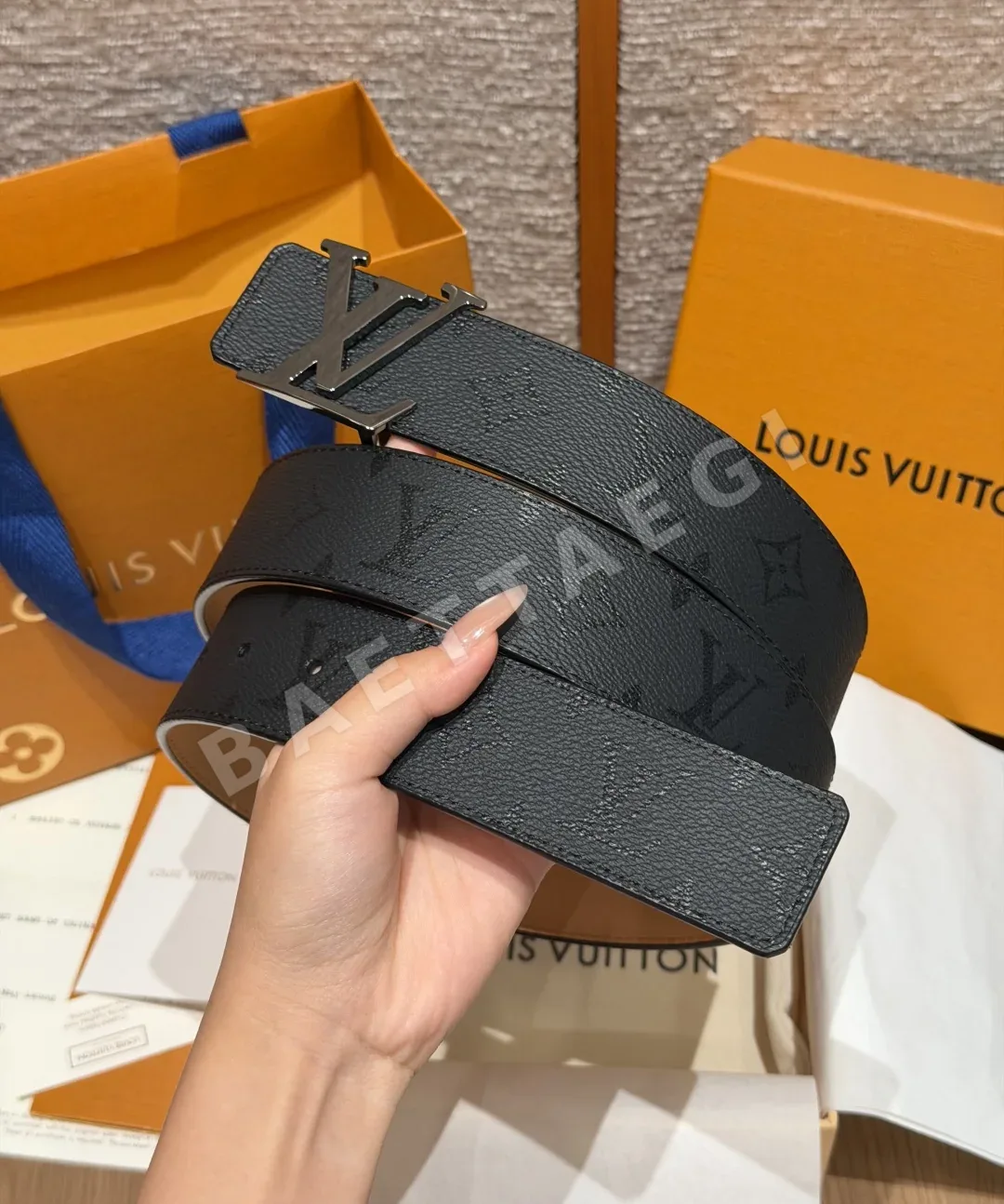 루이비통 이니셜 미드나이트 40mm 리버시블 벨트 상세 이미지 3