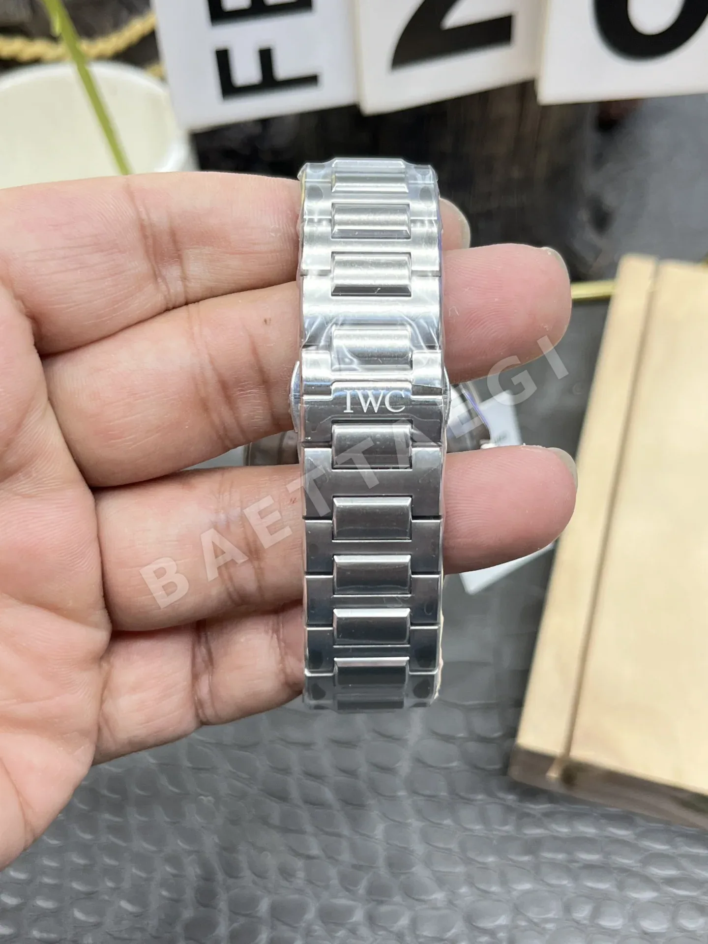 IWC 인제니어 자동 시계 상세 이미지 9