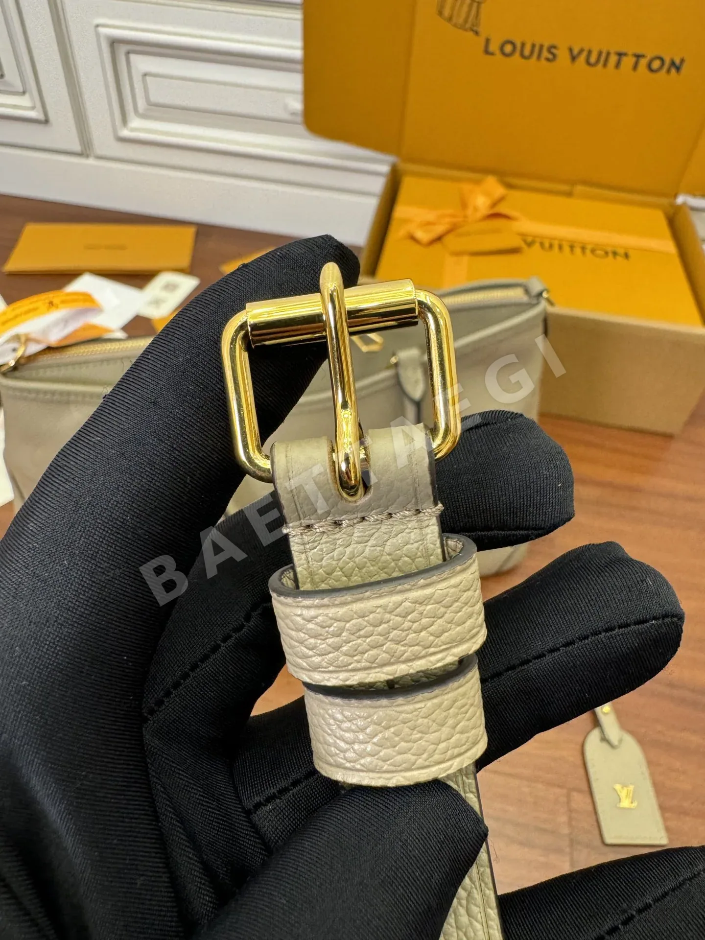 루이비통 M46504 가방 상세 이미지 5