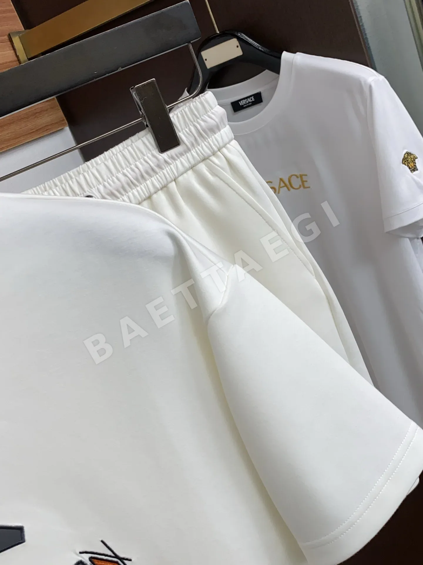 에르메스 자수 반팔 티셔츠 남성 반팔세트 상세 이미지 3