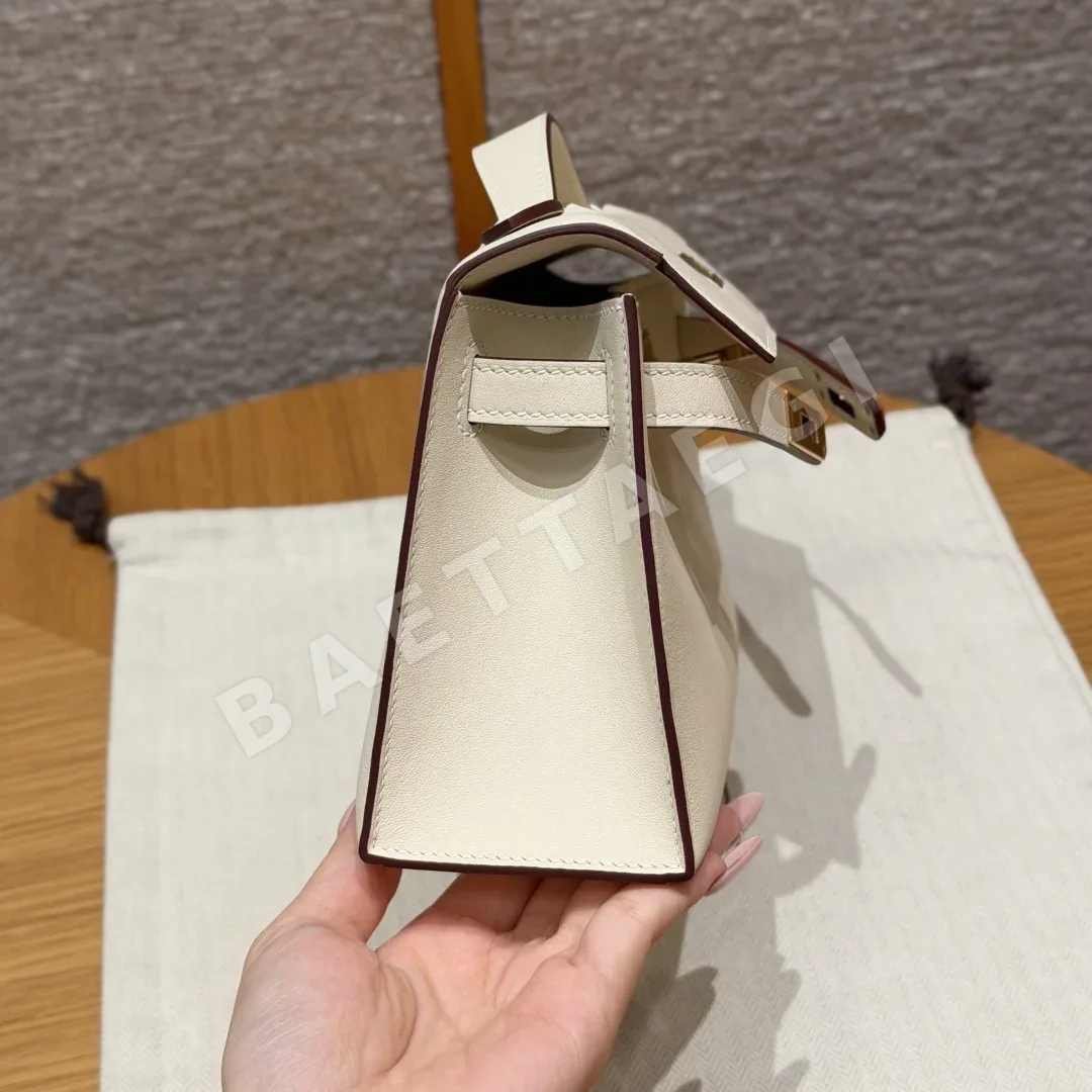 에르메스 켈리 포치 가방 상세 이미지 3