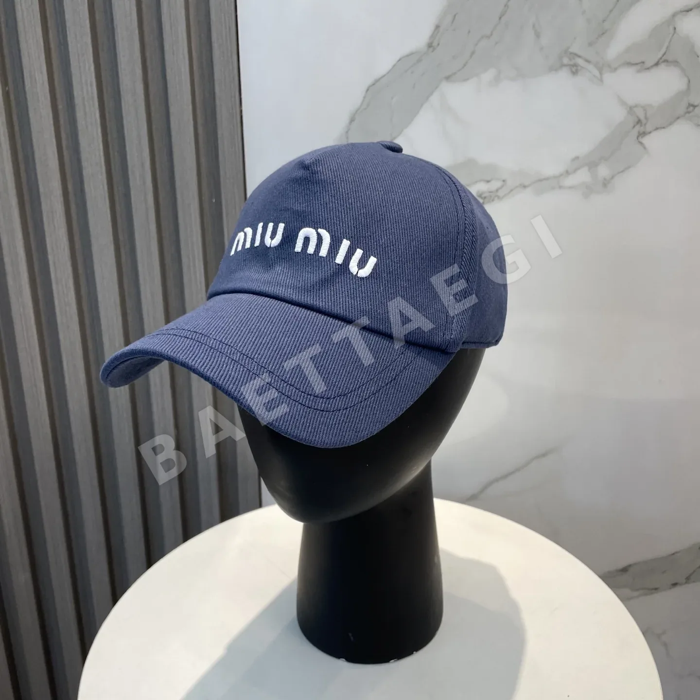 미우미우 자수 야구모자 118869