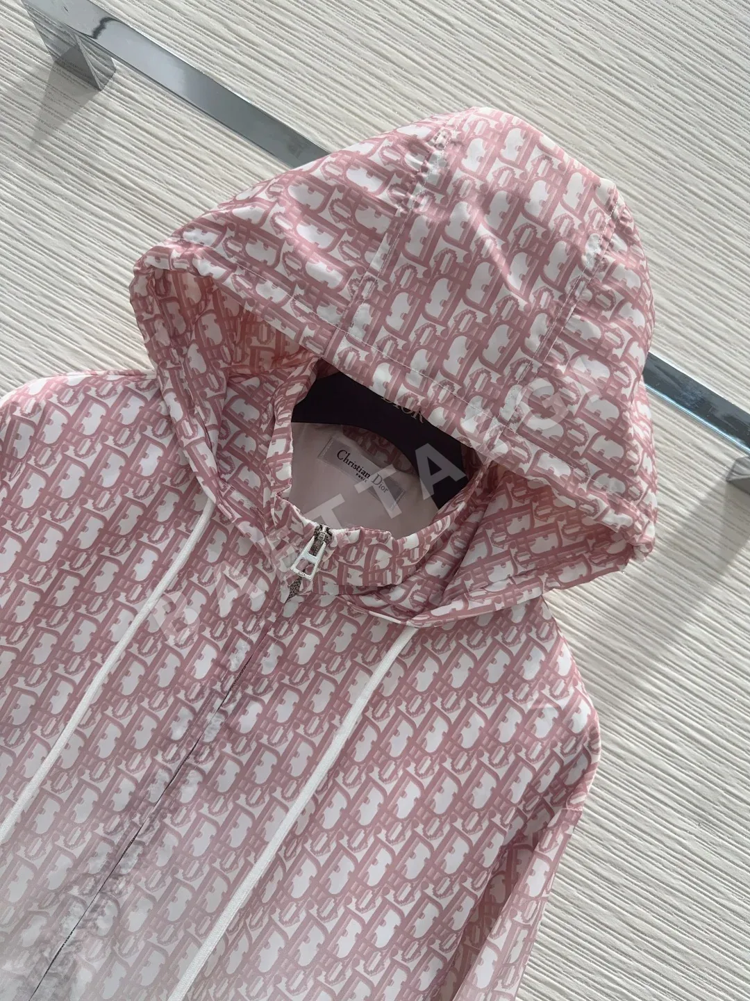 디올 초경량 여성 자켓 상세 이미지 2