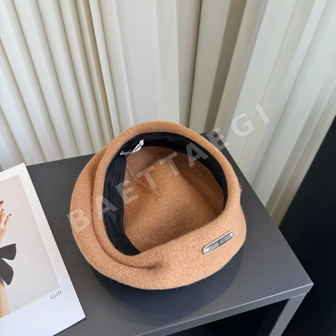 미우미우 모자 185844 Miu Miu Cap 상세 이미지 5