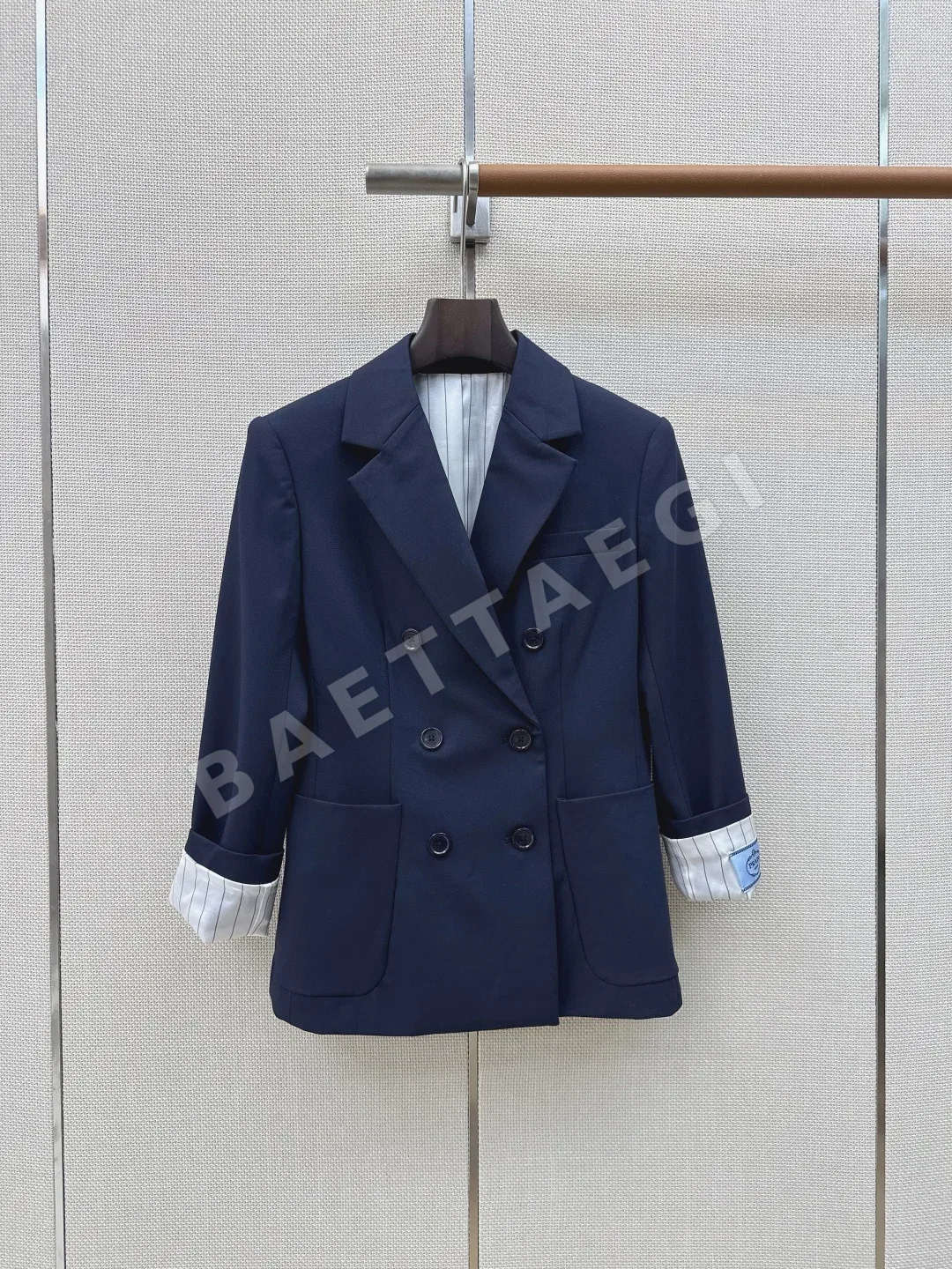프라다 더블 브레스티드 여성 자켓 상세 이미지 2