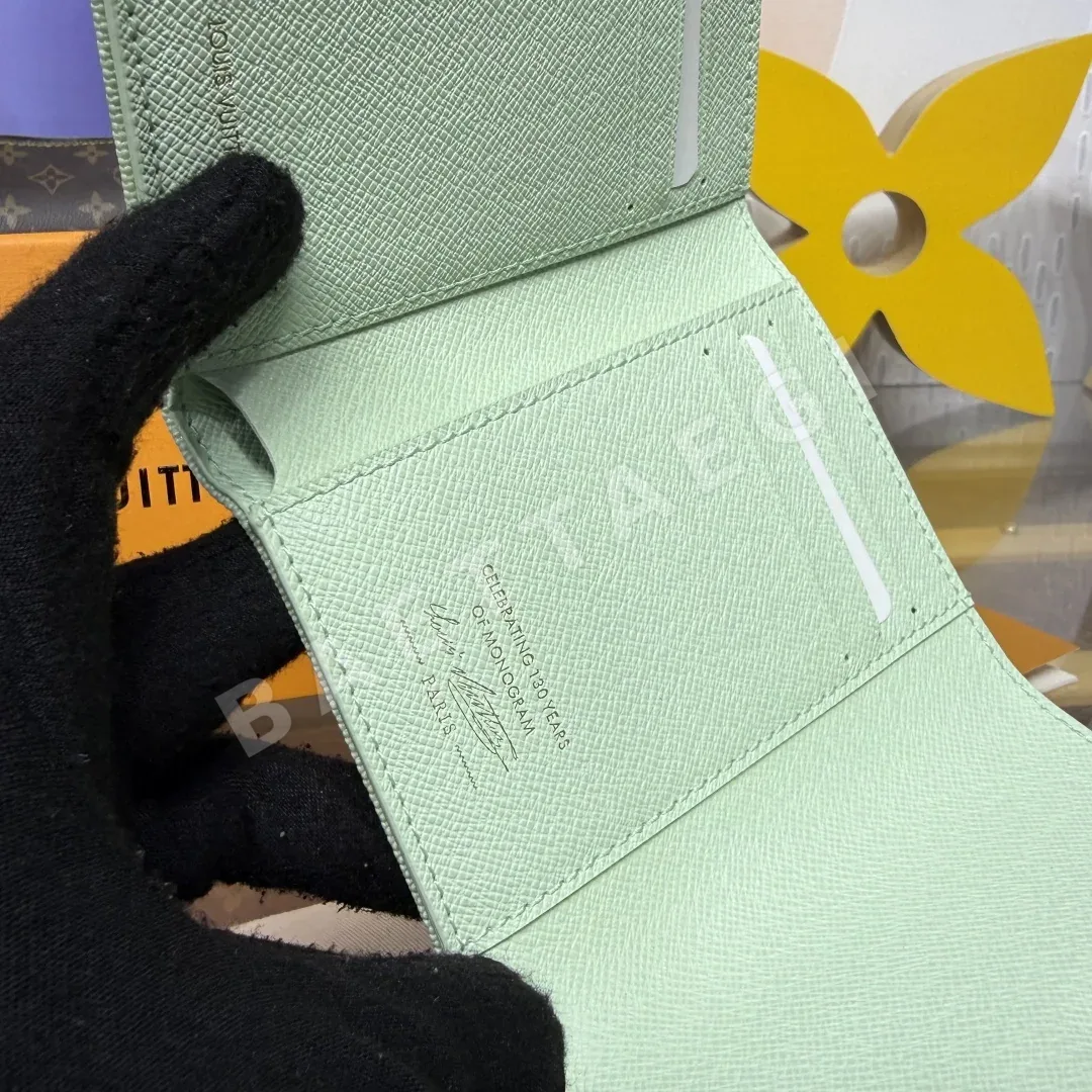 루이비통 모노그램 캔버스 지갑 상세 이미지 7