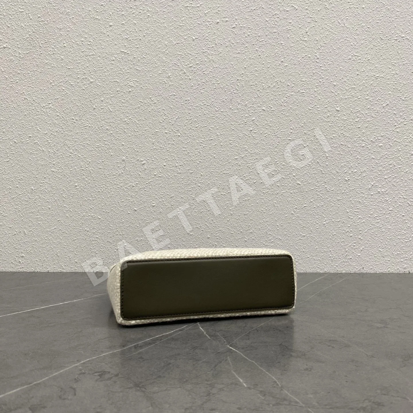 로로피아나 린넨 가죽 크로스바디 핸드백 LP 19 LP19 상세 이미지 4
