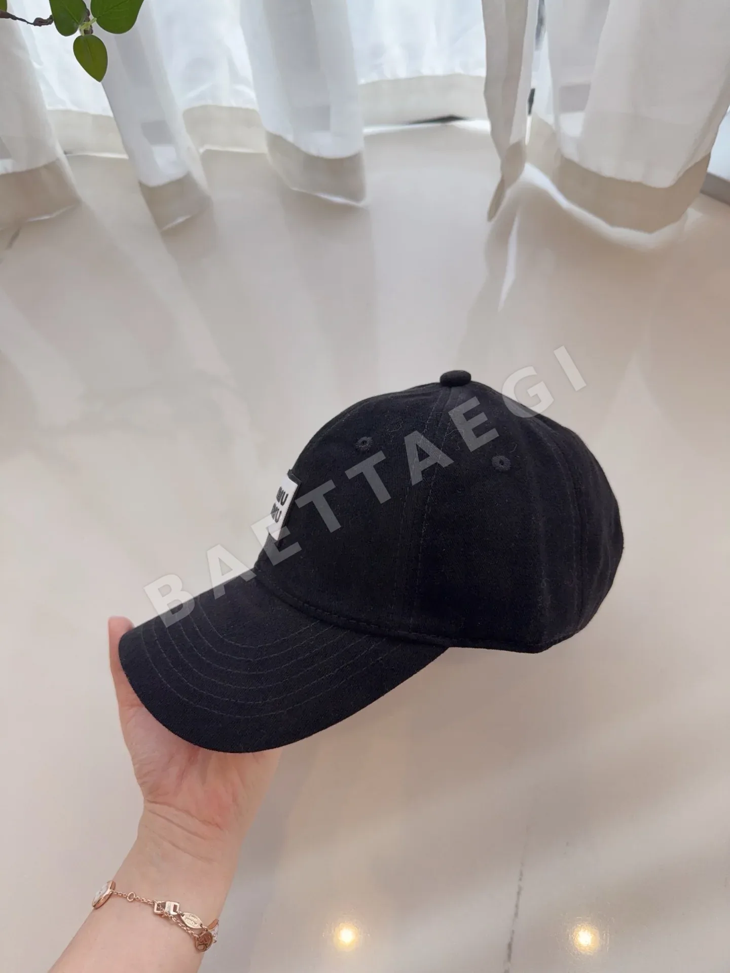 미우미우 모자 81343 Miu Miu Cap 상세 이미지 5
